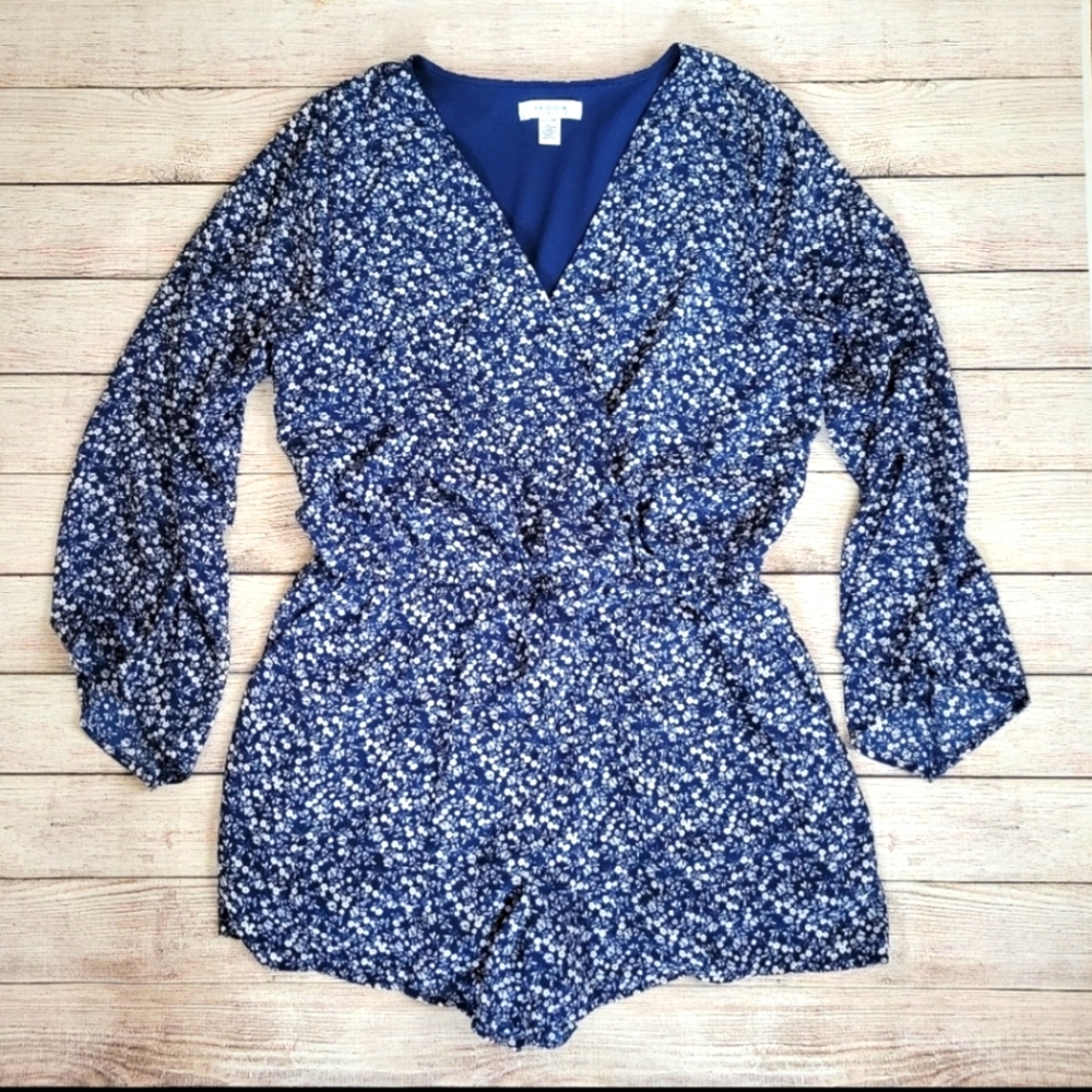 Arizona Jean Co Blue Floral Romper XL